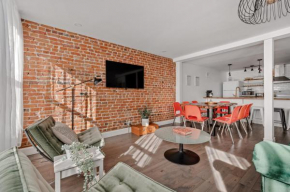 Le Downtown Saint-Jo, Terrace, AC, Babyfoot Quebec